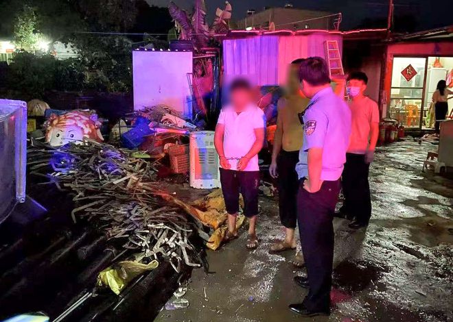 PP电子 PP电子平台见“材”起意！男子在惠东盗窃建筑材料当天被抓(图1)