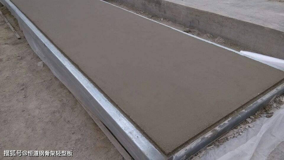 PP电子 PP电子平台钢骨架轻型板 一种水火不侵的建筑材料(图2)