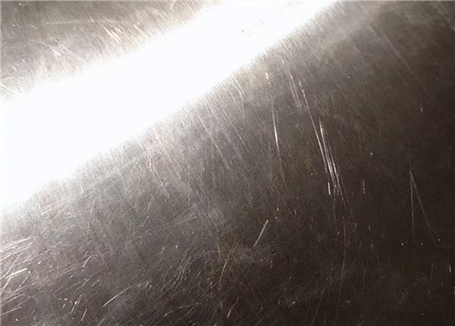 德赛罗岩板 PP电子 PP电子平台x 实用性OR装饰性？橱柜台面能否两全其美？(图5)