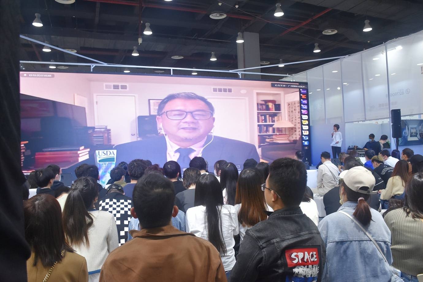 PP电子 PP电子平台寻找木材的无限可能 多方探讨永续建筑与设计新趋势(图8)
