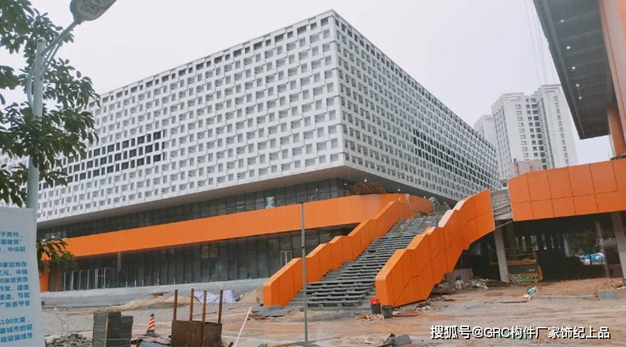 UHPC幕墙板建筑表面材料：开启建筑PP电子 PP电子平台界的全新时代(图3)