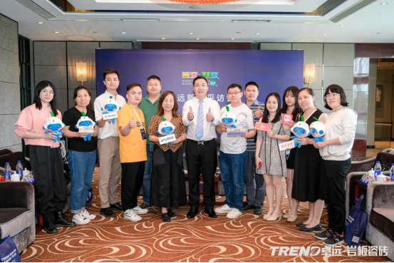 卓远品牌2021经销商盛会暨岩板瓷砖产品战略发布会圆满PP电子 PP电子平台成功！(图12)