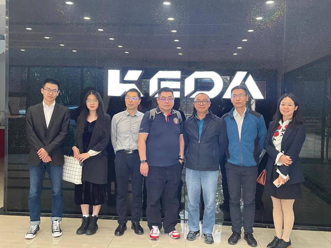 PP电子 PP电子平台岩板重新定义陶瓷行业 工业互联网加速变革(图1)