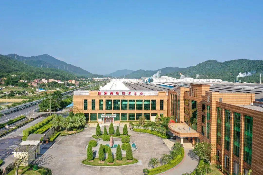 看岩PP电子 PP电子平台板十大品牌顺辉天成岩板迈向大国品牌的崛起之路(图3)