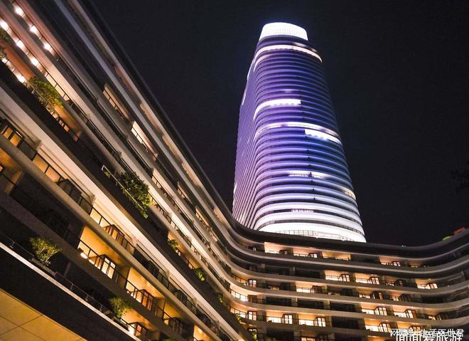 PP电子 PP电子平台三亚一奇葩商场建筑外形有趣由独特材料建筑被众人吐槽(图5)