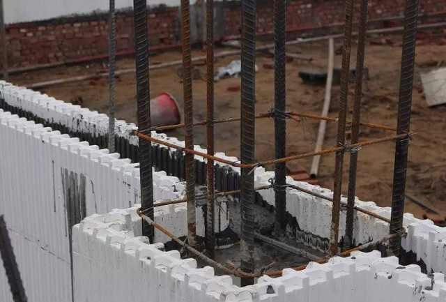 PP电子 PP电子平台越来越多人建房子采用这种新型材料代替水泥红砖省钱又实用(图2)