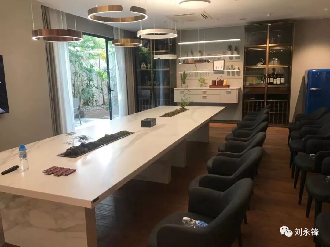 话说岩板 是岩不是瓷是PP电子 PP电子平台板不是砖(图6)